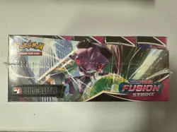 Pokemon TCG: Sword & Shield - Fusion Strike Build and Battle (Display Box of 10) - Image 4