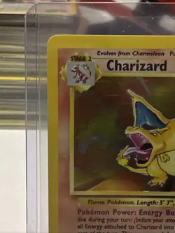 Pokemon TCG Charizard 004/102 Base Set Holo Rare NM-MINT - Image 3