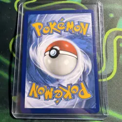 Pidgeot V 137/196 Ultra Rare Pokemon Card Lost Origins NM - Image 2