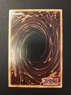 Yu-Gi-Oh! Rotaugiger schwarzer Drache, MAGO-DE003, Gold Rare, 1. Auflage, NM-M - Image 4