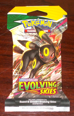 Pokemon TCG: Sword & Shield - Evolving Skies Sleeved Single Booster Pack new 820650808784 - Image 1