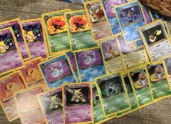 1st Edition / Base Set WOTC 1999 Vintage Only Lot 25 Pokemon Cards - Image 3