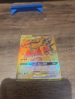 Pokemon Reshiram Charizard GX SM247 Gold Promo SM Black Star Card Mint Condition - Image 2