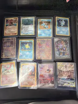 Pokemon lot damaged and clean cards - Image 1