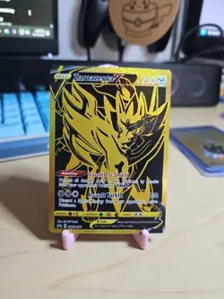 Zamazenta V SWSH077 Gold Holo Black Star Promo Card - Image 1