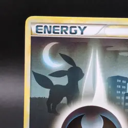 Pokemon Card Umbreon Dark Energy 121/123 - No Gameplay 1 Owner 😳 - Image 2