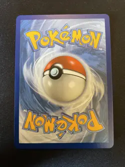 Pokemon TCG Pikachu V Vivid Voltage 043/185 Regular Ultra Rare - Image 2