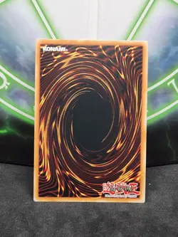 Yugioh Gaia The Dragon Champion MAGO-EN025 Premium Gold Rare 1st Edition NM - Image 2