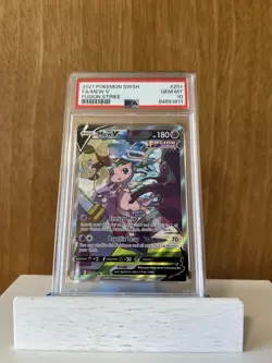 2021 POKEMON SWORD & SHIELD FUSION STRIKE #251 FULL ART/MEW V Alt Art PSA 10!! - Image 1