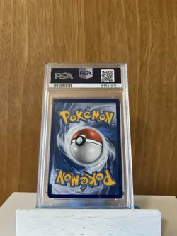2021 POKEMON SWORD & SHIELD FUSION STRIKE #251 FULL ART/MEW V Alt Art PSA 10!! - Image 2