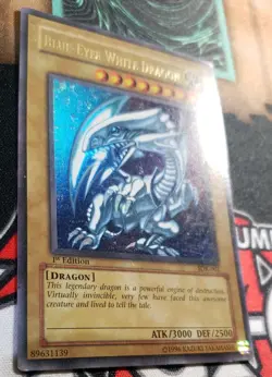 Yugioh! 2002 Blue Eyes White Dragon SDK-001 1st Edition Ultra Rare ORIGINAL - Image 3