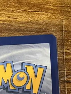 Pokemon Reshiram RC22/RC25 Legendary Treasures Ultra Rare Full Art - Image 4