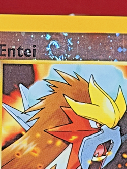 2001 Pokemon Black Star Promo ENTEI Holo 34 Card MP with 2 Swirls - Image 3
