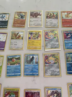 Pokemon Lot of 50 Holo Cards NM - Image 4