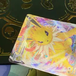 Jolteon VMAX 51/203 Pokemon Evolving Skies MP - Image 3