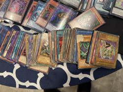 Yugioh 3000+ Collection LOT TONS OF HOLOS Vintage 1996 cards - Image 5