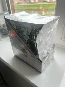 Pokemon Evolving Skies - 24 Sleeved Booster Packs In Sealed Box Retail Packaging - Image 2