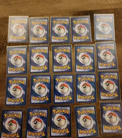 Lot Of 20 Vintage WOTC Base Set Pokemon Cards. Lp - Image 2