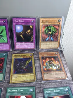 Yu-Gi-Oh Vintage Lot (20 Cards) – Trap Hole, Swordstalker, Spells/Traps Mix - Image 5