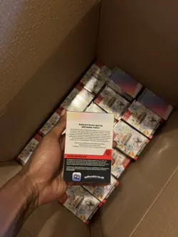 Pokemon Scarlet & Violet Prismatic Evolutions Booster Bundle New & Sealed x32 - Image 4