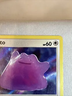 Ditto 17/18 Detective Pikachu Holo LP Pokemon - Image 2