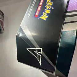 Pokemon TCG V Heroes Tins Set of 3 Umbreon, Espeon, and Sylveon - Image 4