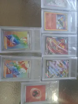 10 Pokemon Cards 5 Hollos Included Mystery - Image 1