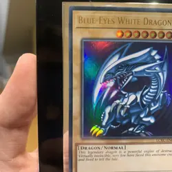 Yu-Gi-Oh! TCG Blue-Eyes White Dragon 1st Edition LCKC-EN001 - Image 3