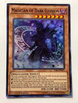 MAGICIAN OF DARK ILLUSION TDIL-EN017 SUPER RARE THE DARK ILLUSION YU-GI-OH HOLO - Image 1