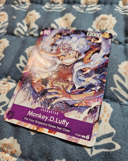 Monkey.D.Luffy P-041 - Starter Deck 18 PURPLE Monkey.D.Luffy Promo - One Piece - Image 2