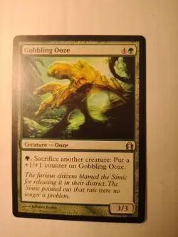Gobbling Ooze (126/274) – Return to Ravnica – MTG Magic the Gathering - Image 1