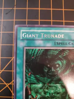 GIANT TRUNADE DB1-EN032 RARE YuGiOh! TCG NM With Top Loader - Image 4
