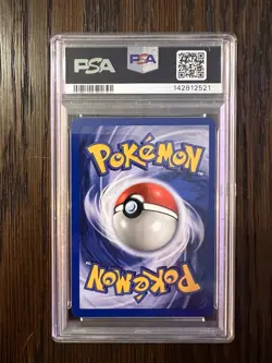 Pokemon TCG 2001 Neo Discovery 6 Kabutops Holo PSA 8 - Image 2