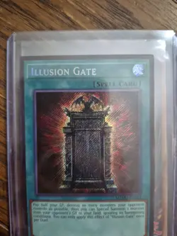 Yugioh Illusion Gate MZMU-EN023 Secret Rare 1st Edition NM - Image 3