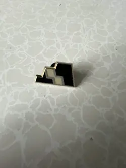 Pokemon TCG Pin Badge 10x Champions Path Gym Collection 2020 job lot bundle - Image 2