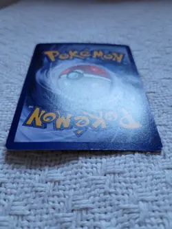 Pokemon 1999 Zapdos 16/102 Base Set Holo Rare - NM Front / LP Back (Tiny Crease) - Image 4