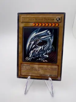 Blue-Eyes White Dragon SDK-001 Ultra Rare Yu-Gi-Oh! TCG Heavy Played. - Image 3
