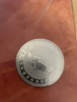 Metapod Pokemon Metal Coin Battle medal Meiji Promo Japanese 1998 - Image 1