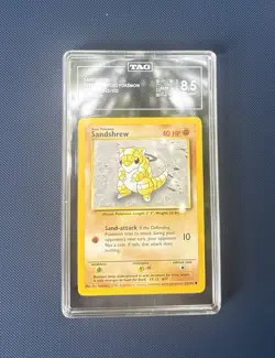 Sandshrew 62/102 Base Set Pokemon Card 1999-2000 4th Print TAG 8.5 - Image 3