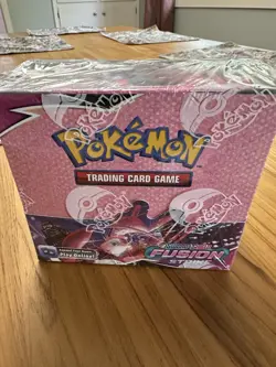 Pokemon TCG Sword & Shield Fusion Strike Booster Box, 36-Pack Factory Sealed - Image 1