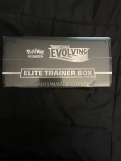 Pokemon TCG S&S Evolving Skies ETB. NEW SEALED!! (See Details) - Image 4