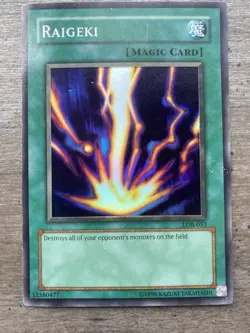 YuGiOh - Raigeki Legend of Blue Eyes White Dragon LOB-053 Unlimited Super Rare - Image 1