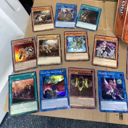 2018 Yu Gi Oh Tin With 1996 Cards - Image 2