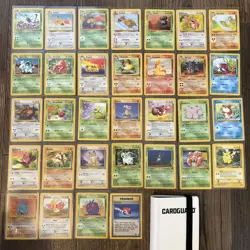 Complete Pokemon Jungle ultd common/uncommon set (33-64) NM/LP + 40 card binder - Image 1