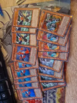 Lot de cartes Yu gi Oh pour alejandrothestampede - Image 5