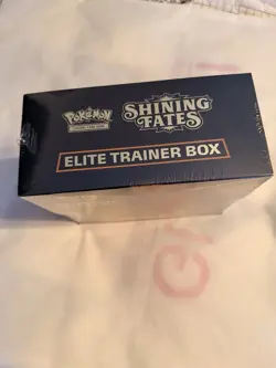 Pokemon TCG Shining Fates Elite Trainer Box ETB Sealed 820650808173 - Image 3