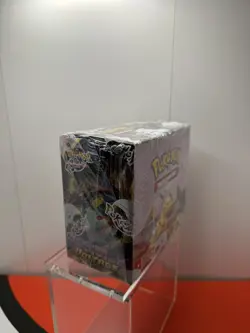 Pokemon TCG Sword & Shield: Vivid Voltage Booster Box SEALED w/ Acrylic Case - Image 4