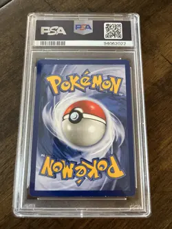 1999 Pokemon Hitmonlee 7/62 Fossil Holo Rare PSA 7 - Image 2