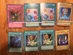 Yu-Gi-Oh! TCG Vintage Lot Mainly Damaged and HP - Image 3
