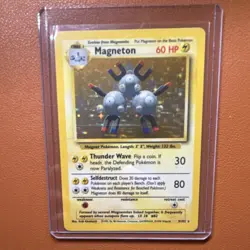 Pokemon TCG Magneton 9/102 Base Set Holo Rare 60 HP English 1999 - Image 1
